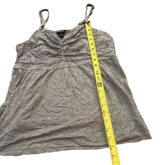 TORRID Grey Spaghetti Strap Lace Tank Size 1 (1X) - Picture 5 of 6